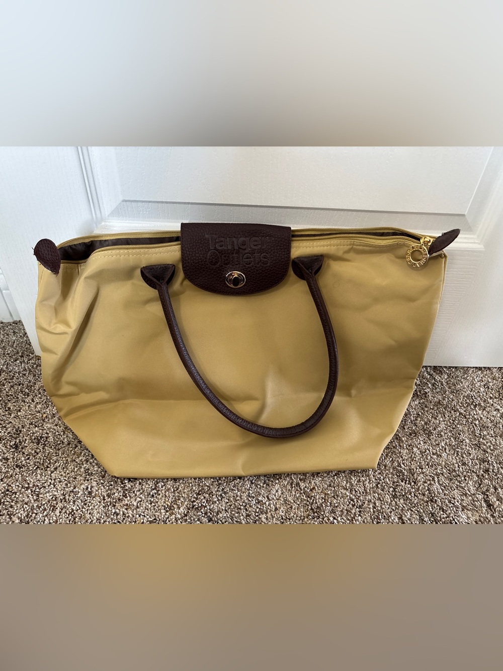 New without Tag Tanger Shopping Tote